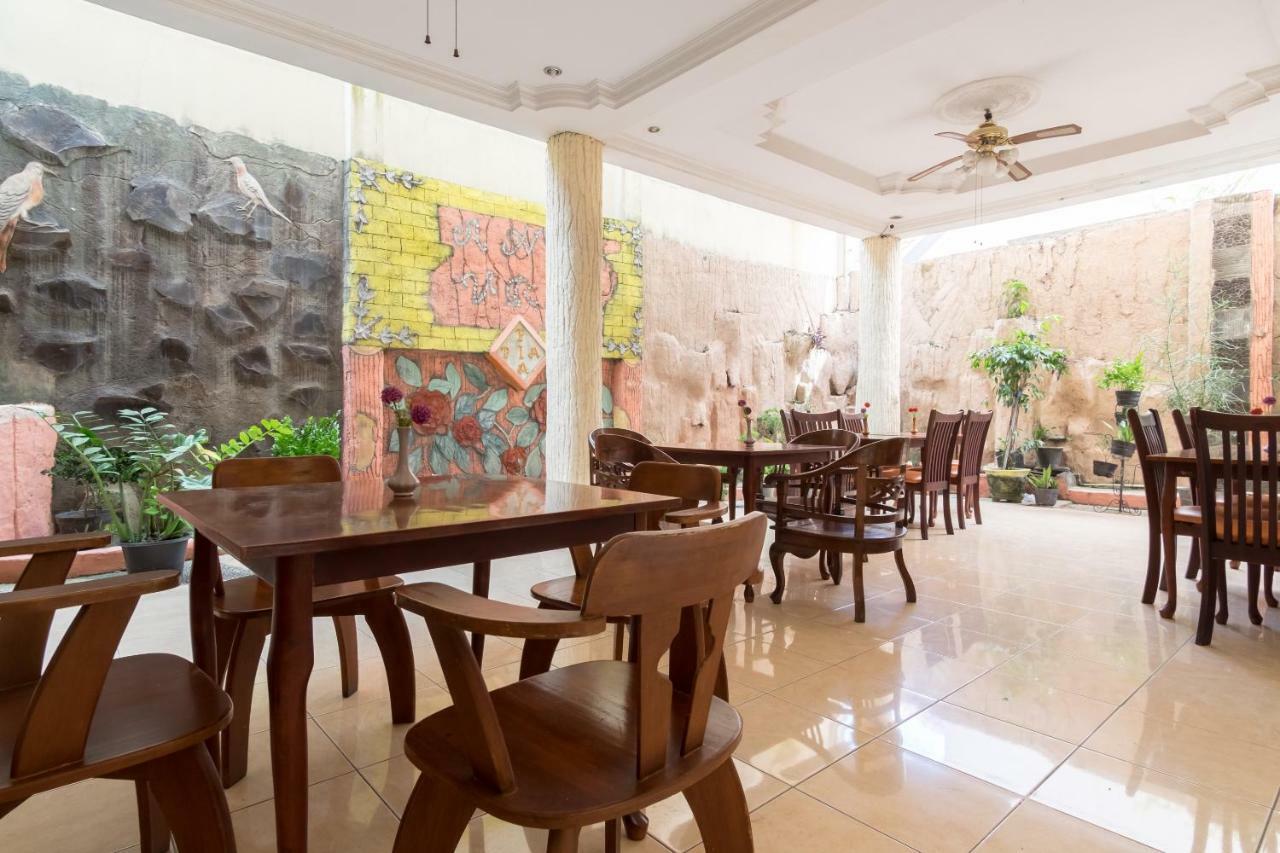 โอโย 1030 โฮเต็ล บูมี อาสิห์ Hotel เมดาน ภายนอก รูปภาพ