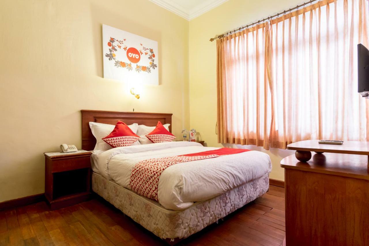 โอโย 1030 โฮเต็ล บูมี อาสิห์ Hotel เมดาน ภายนอก รูปภาพ