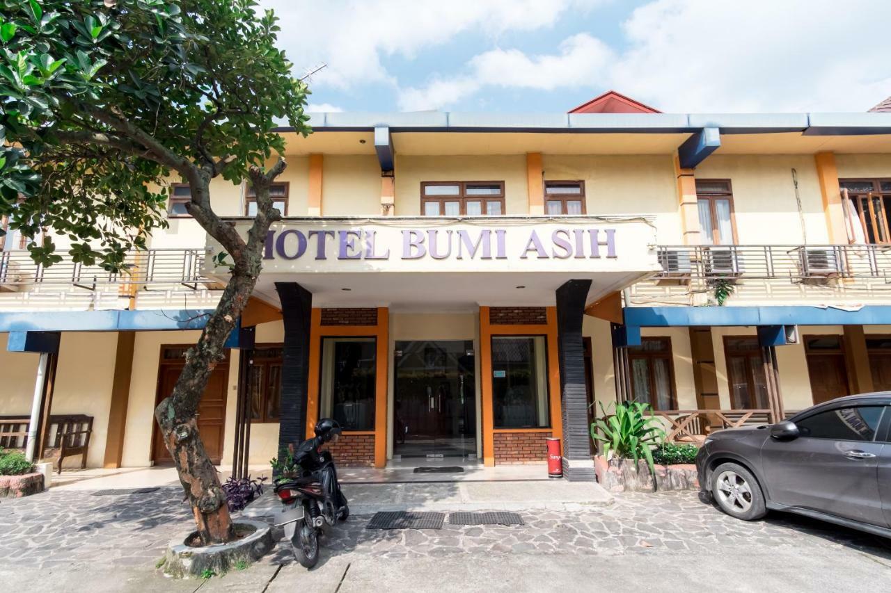โอโย 1030 โฮเต็ล บูมี อาสิห์ Hotel เมดาน ภายนอก รูปภาพ